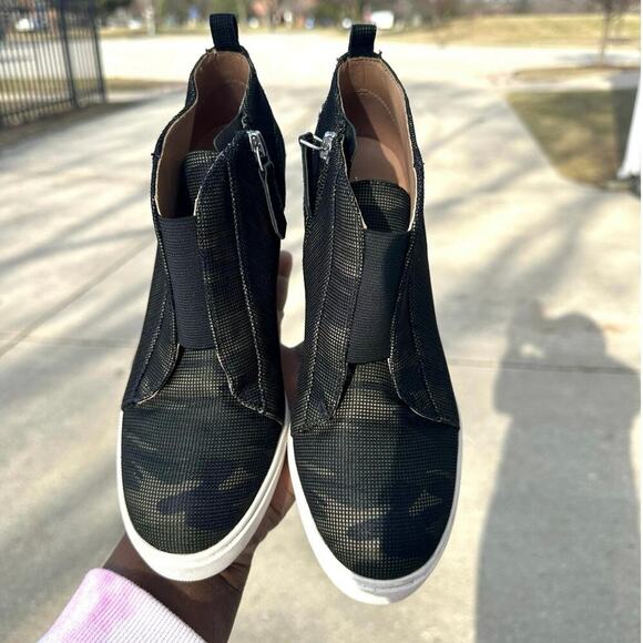 Linea Paolo Felicia Women’s Platform Wedge Sneaker Bootie Size 5M Green Camo - Picture 8 of 12